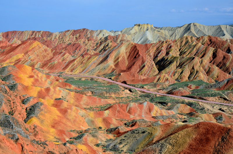Illustration for article titled These Rainbow Mountains Are China's Secret Geological Wonder